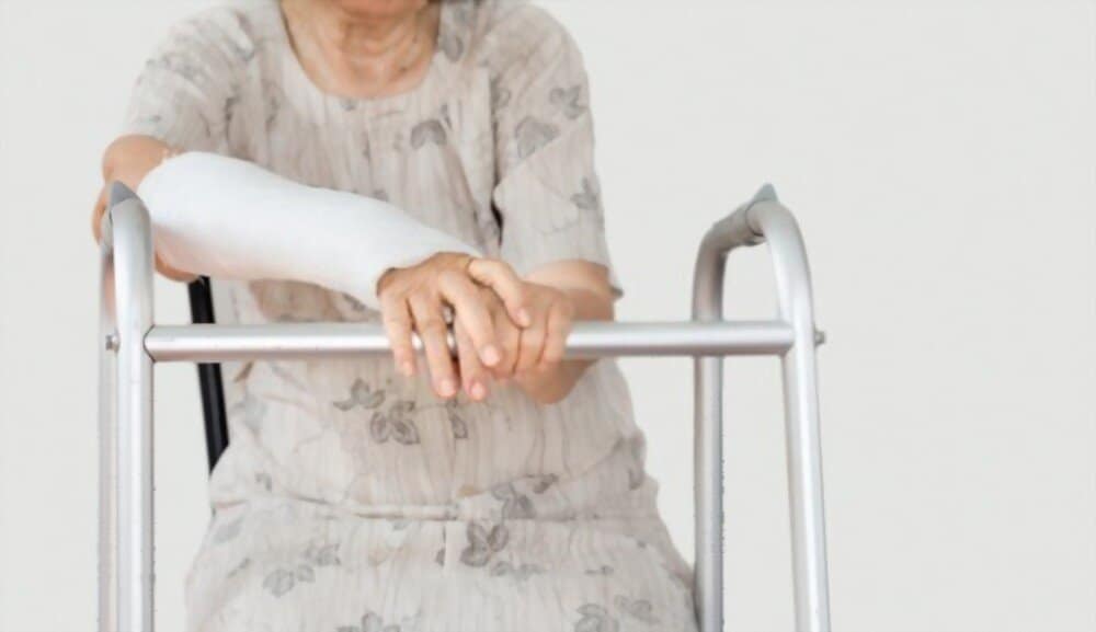 Trung tâm Y tế thành phố Yên Bái triển khai tiêm vắc xin phòng Covid – 19 đợt 1 năm 2021